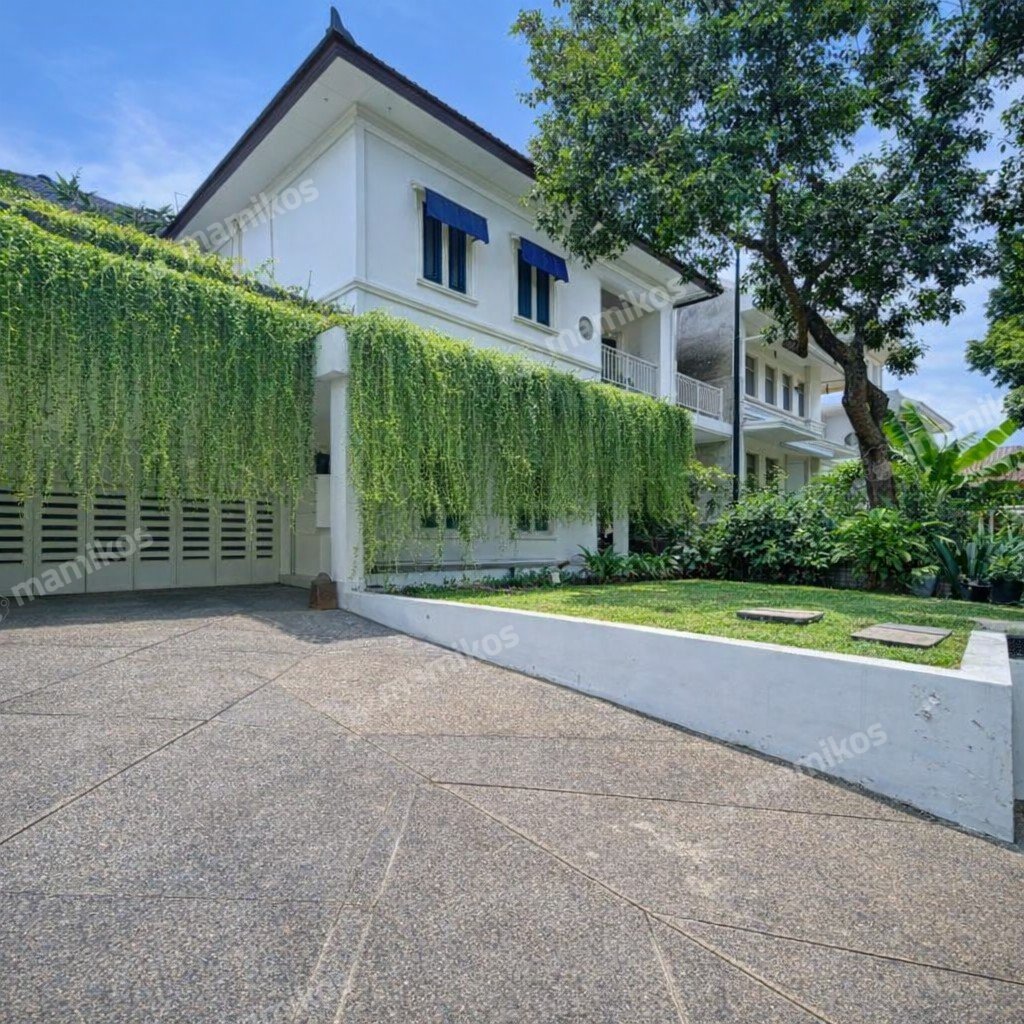 Rumah Sertifikat SHM 3 Kamar Tidur 3 Kamar Mandi Kebayoran Baru Jakarta Selatan - Photo 2