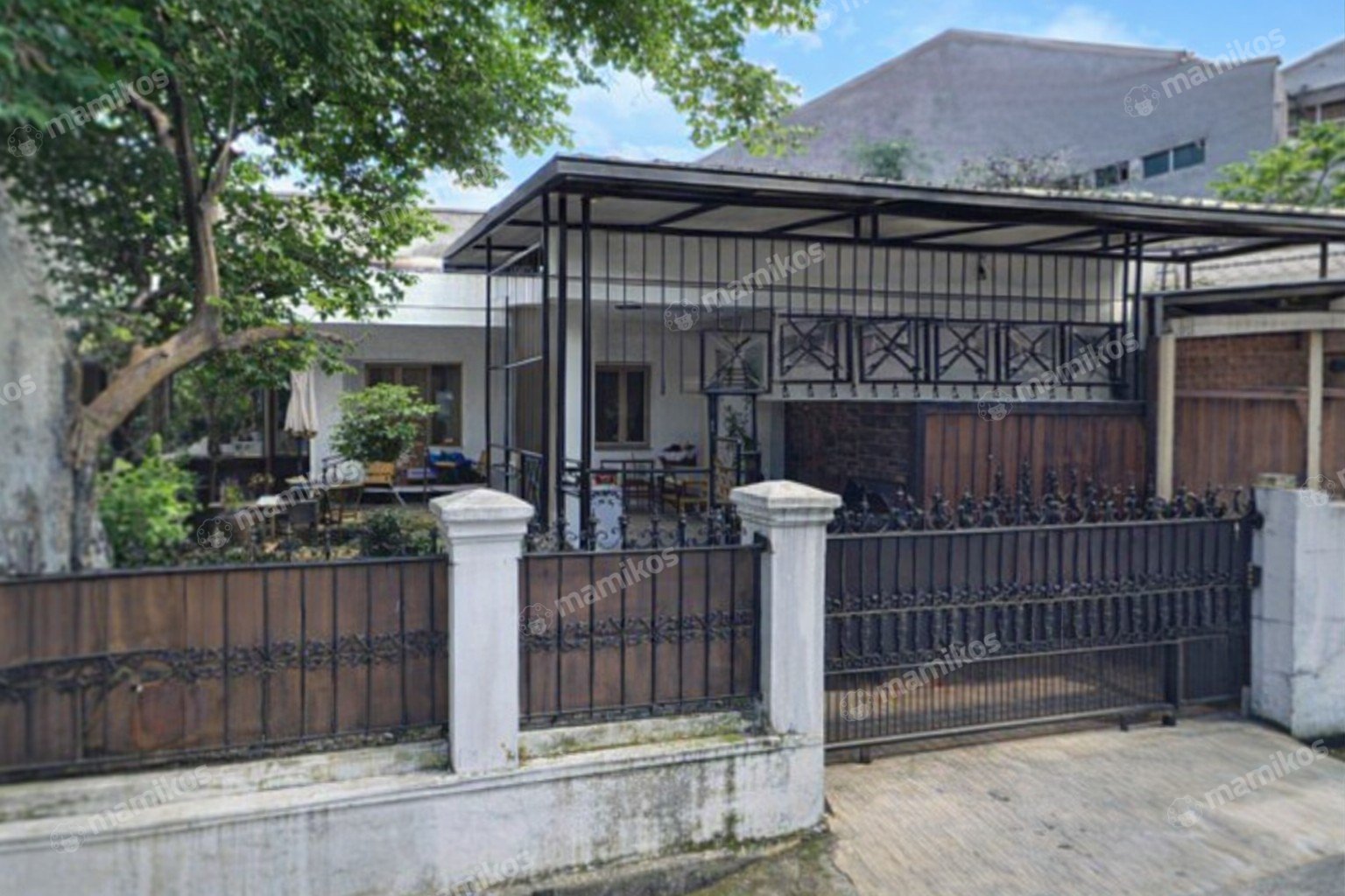 Rumah 4KT 3KM Lebak Bulus Jakarta Selatan