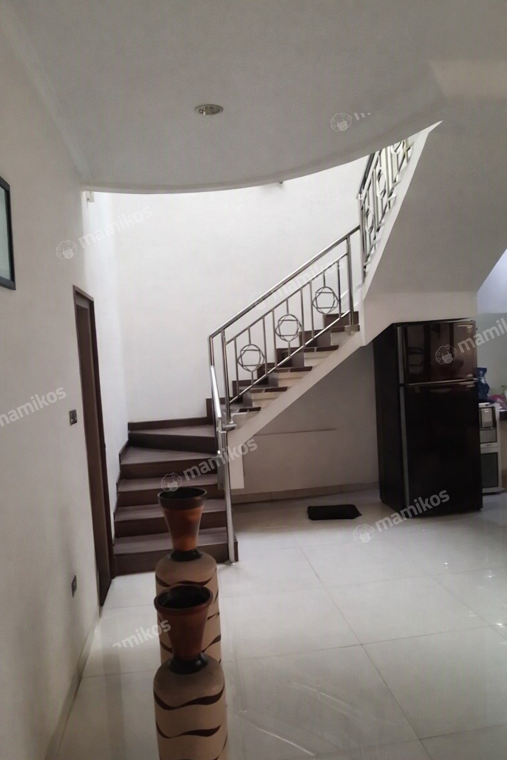 Rumah Sertifikat SHM 6 Kamar Tidur 4 Kamar Mandi Sunter Jakarta Utara - Photo 5