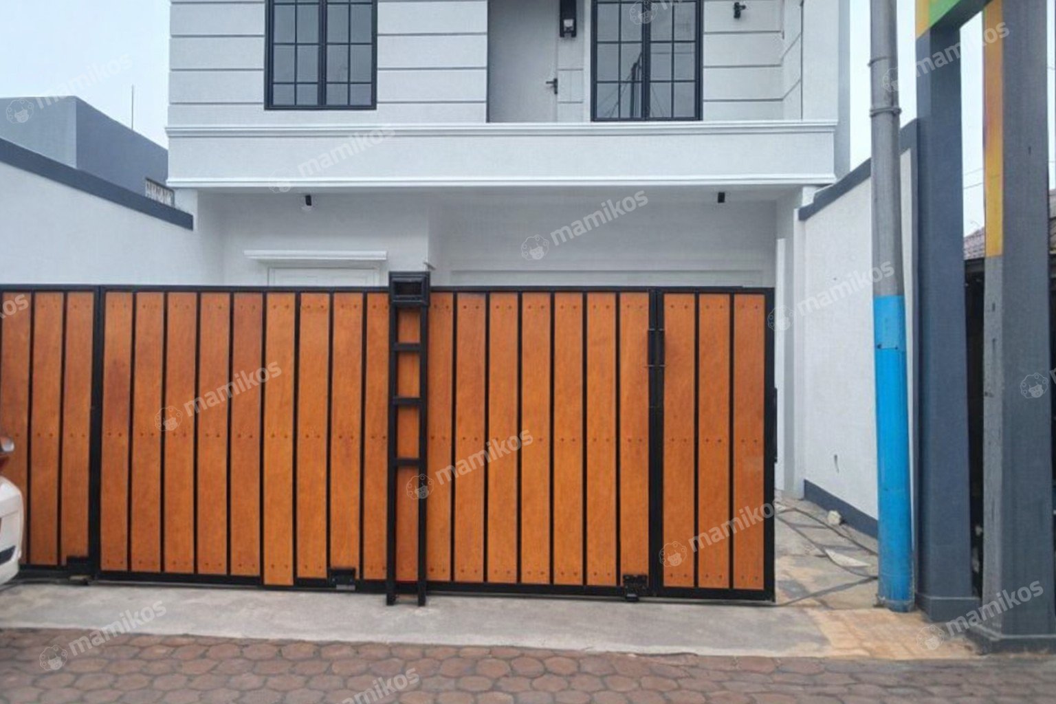 Rumah Sertifikat SHM 3 Kamar Tidur 4 Kamar Mandi Setu Jakarta Timur
