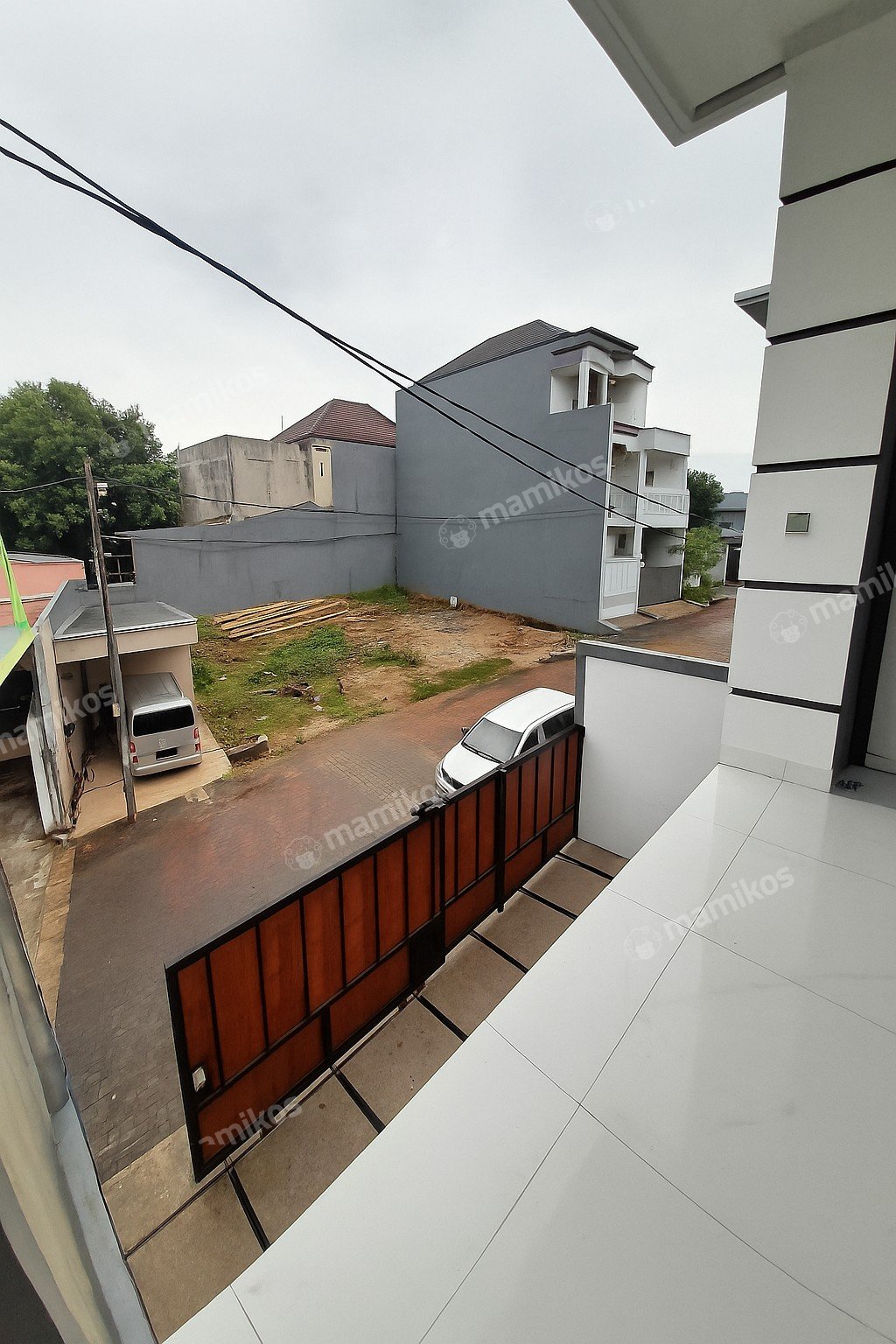 Rumah Sertifikat SHM 3 Kamar Tidur 4 Kamar Mandi Setu Jakarta Timur - Photo 3