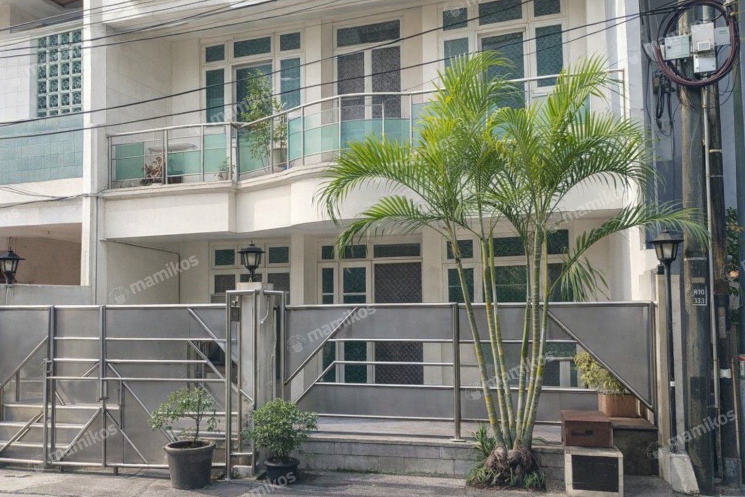 Rumah Sertifikat SHM 6 Kamar Tidur 4 Kamar Mandi Green Ville Jakarta Barat