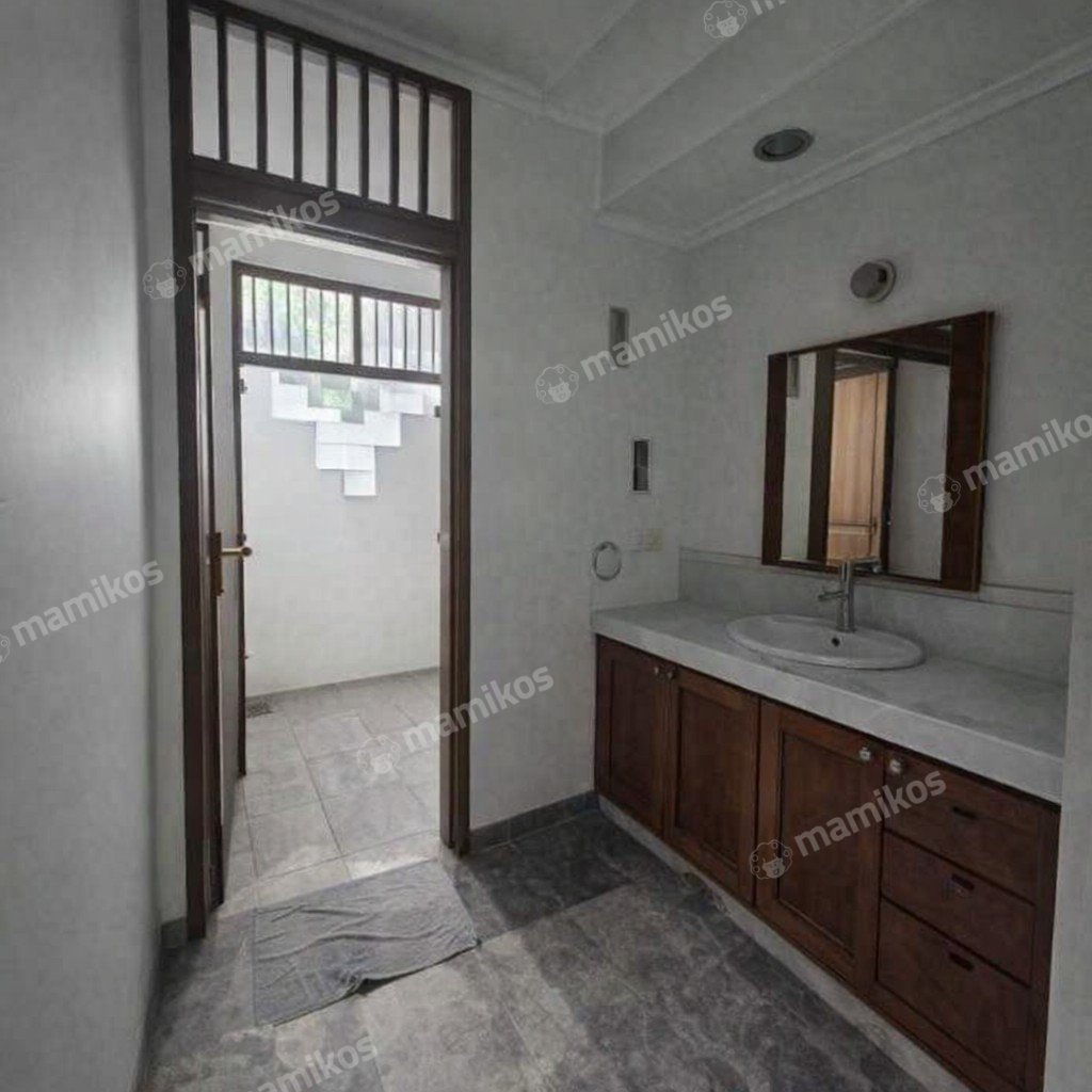 Rumah Sertifikat SHM 2 Kamar Tidur 2 Kamar Mandi Kedoya Baru Jakarta Barat - Photo 4