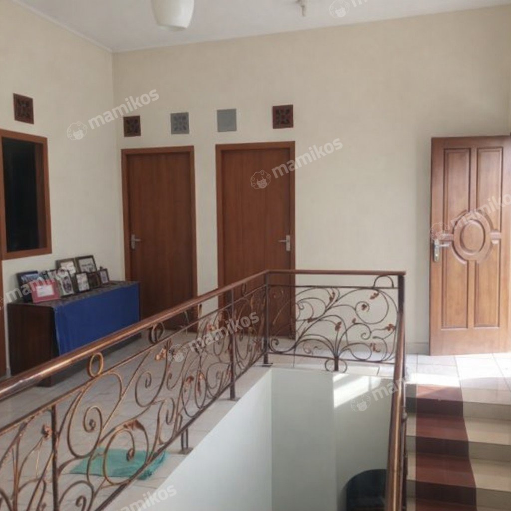 Rumah Sertifikat SHM 4 Kamar Tidur 3 Kamar Mandi Duren Sawit Jakarta Timur - Photo 3