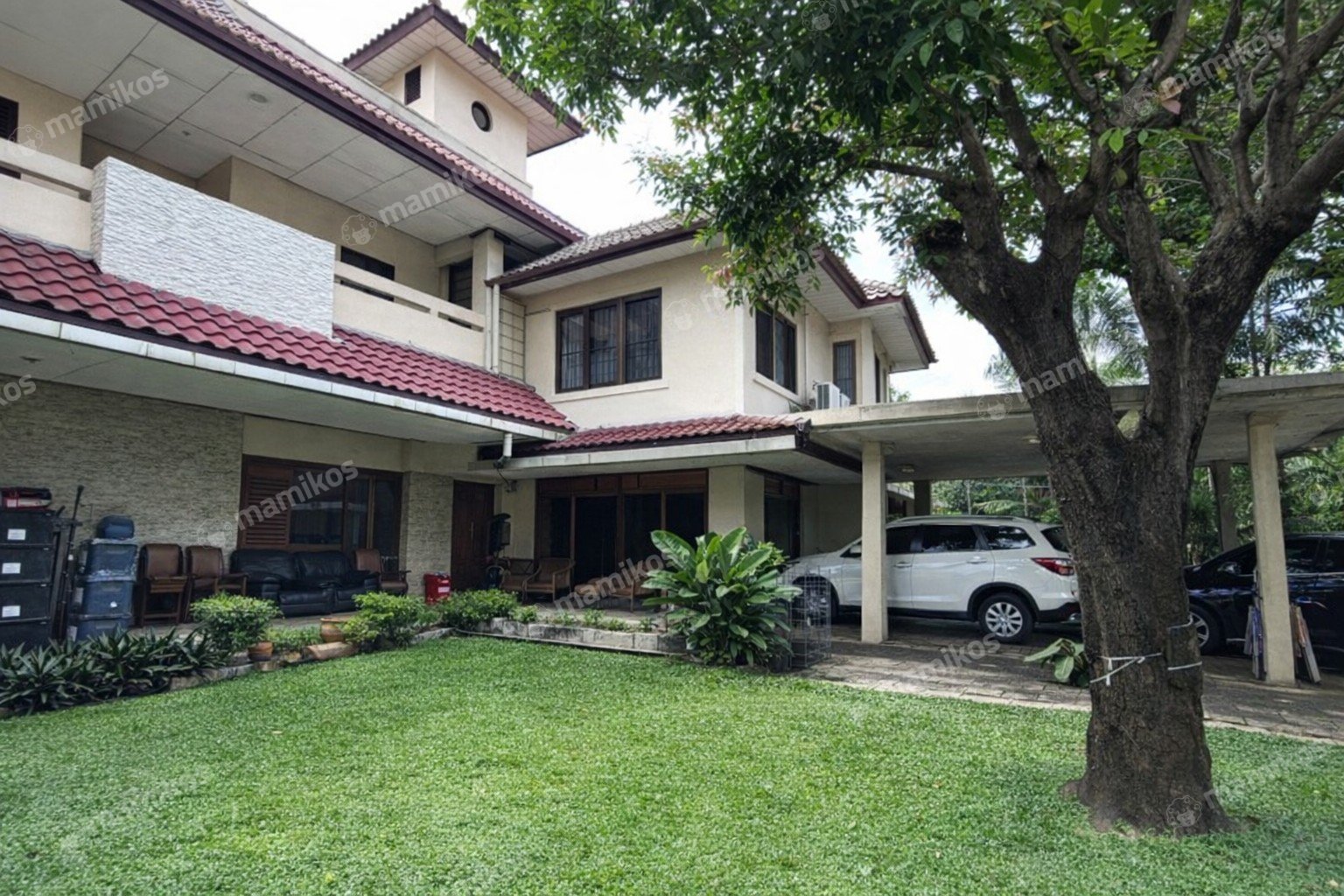 Rumah Sertifikat SHM 9 Kamar Tidur 9 Kamar Mandi Kebayoran Baru Jakarta Selatan