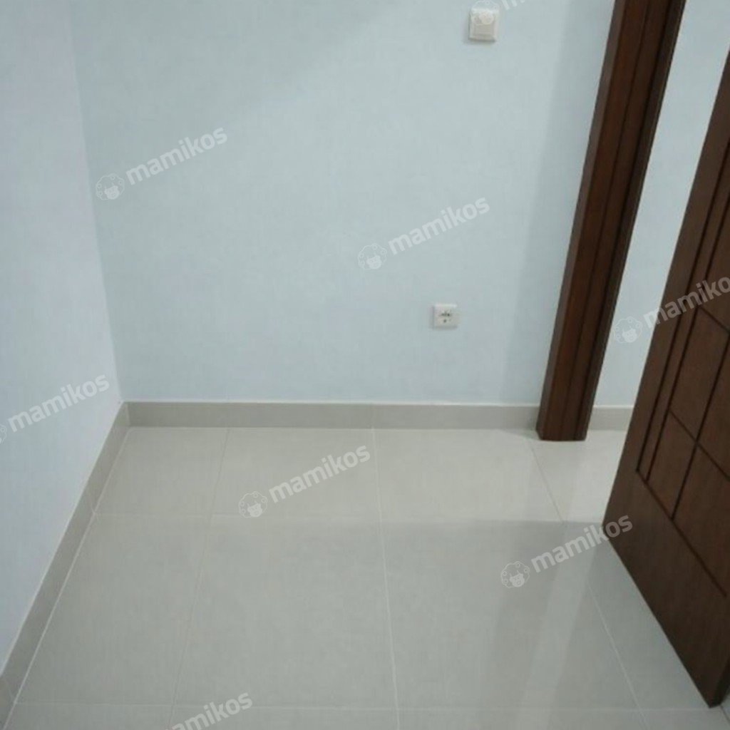 Rumah Sertifikat SHM 3 Kamar Tidur 3 Kamar Mandi Jelambar Jakarta Barat - Photo 3