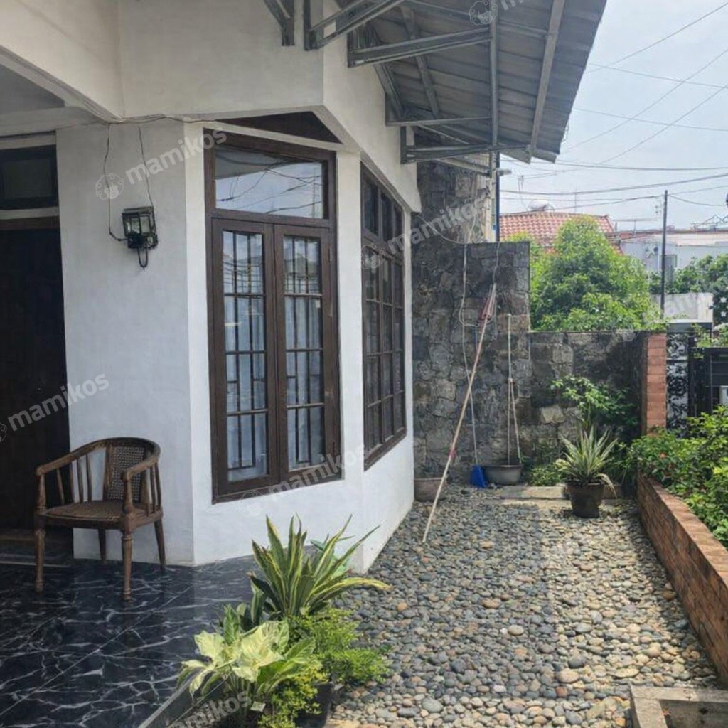 Rumah Sertifikat SHM 3 Kamar Tidur 2 Kamar Mandi Pondok Bambu Jakarta Timur - Photo 4