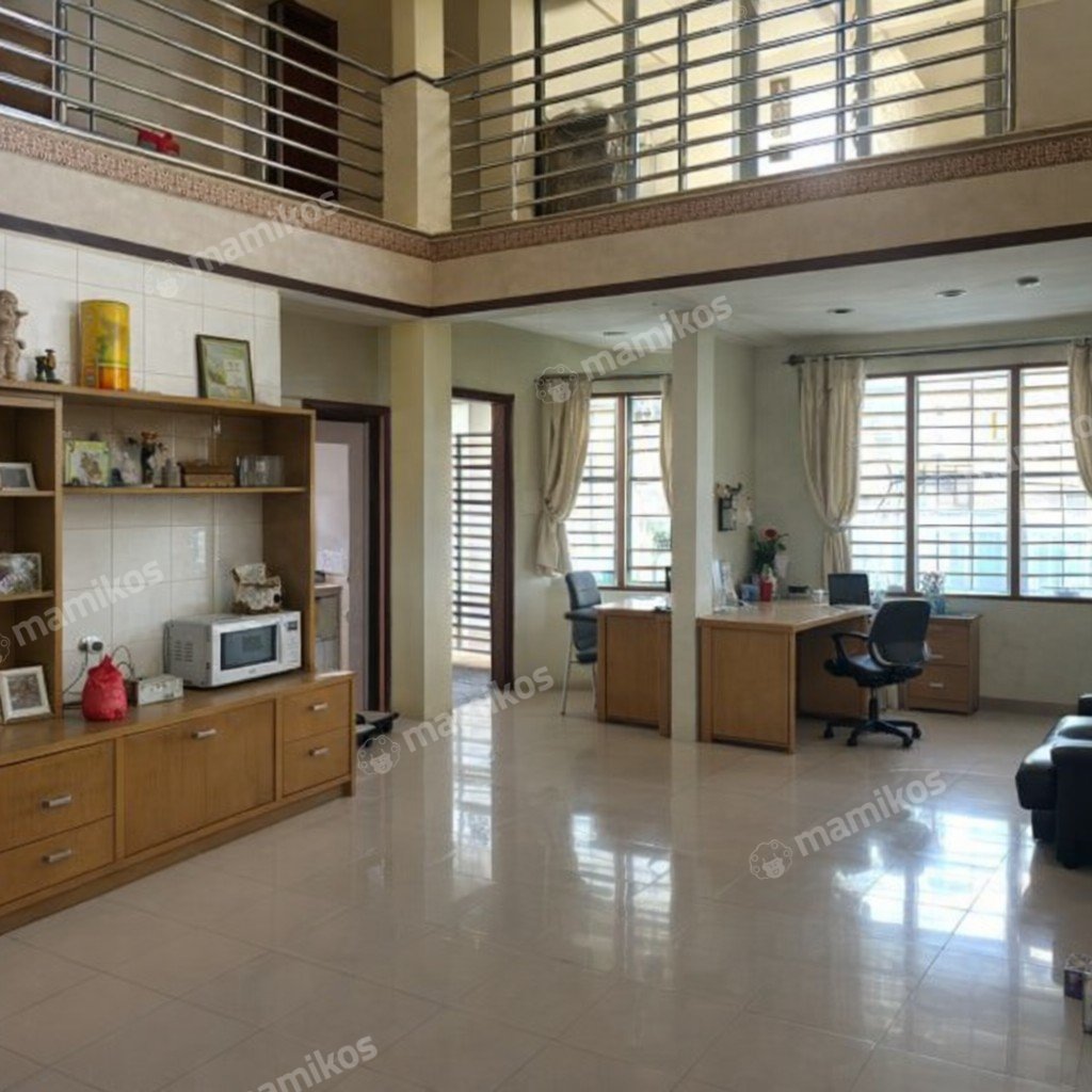 Rumah Sertifikat SHM 4 Kamar Tidur 3 Kamar Mandi Jelambar Jakarta Barat - Photo 2