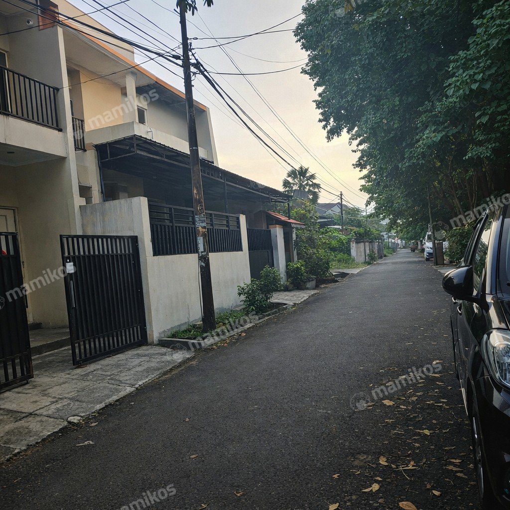 Rumah Sertifikat SHM 4 Kamar Tidur 3 Kamar Mandi Tanjung Duren Selatan Jakarta Barat - Photo 2