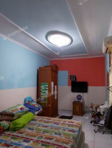 Rumah Sertifikat SHM 4 Kamar Tidur 2 Kamar Mandi Duren Sawit Jakarta Timur - Photo 2