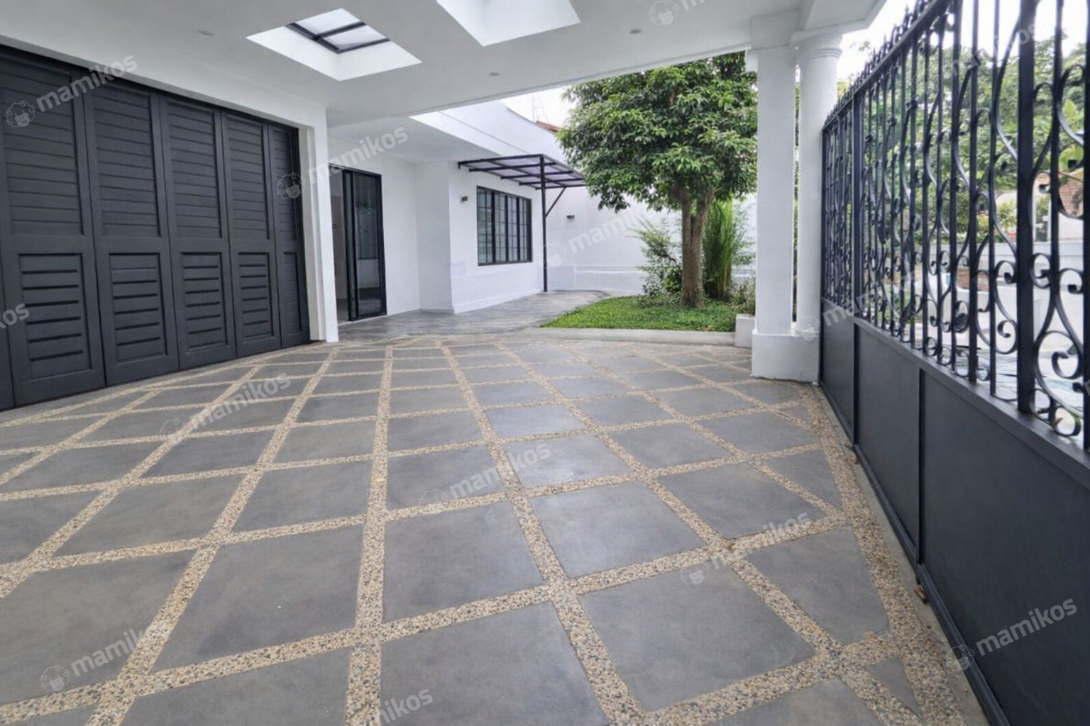 Rumah Sertifikat SHM 4 Kamar Tidur 4 Kamar Mandi Fatmawati Jakarta Selatan - Photo 2
