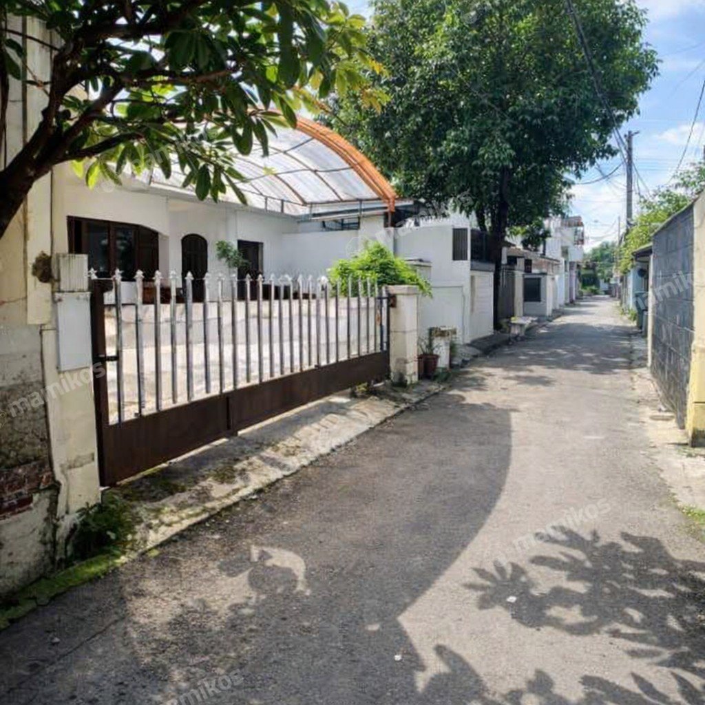 Rumah Sertifikat SHM 6 Kamar Tidur 4 Kamar Mandi Kemanggisan Jakarta Barat - Photo 2
