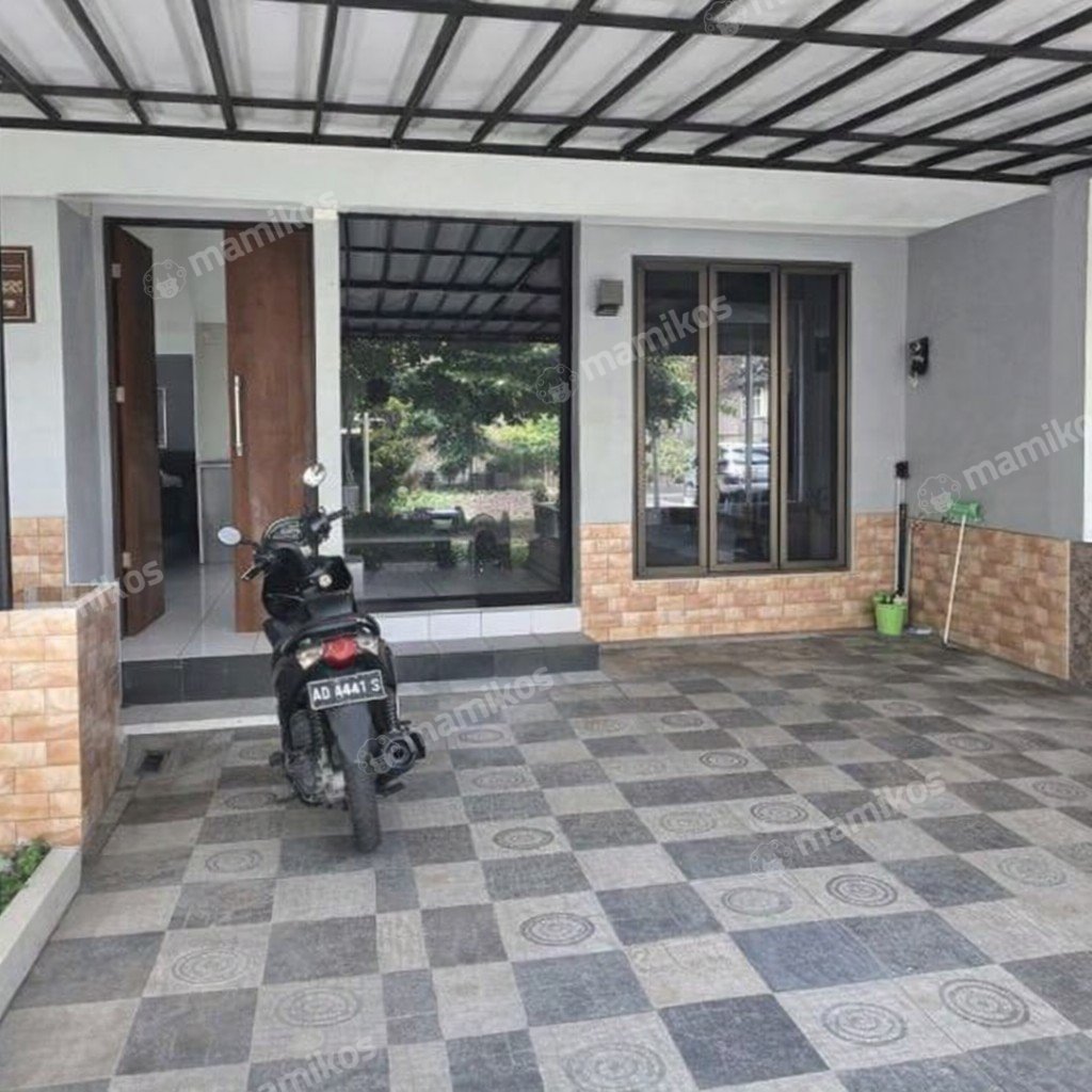 Rumah Sertifikat SHM 4 Kamar Tidur 2 Kamar Mandi Citra Grand Jakarta Timur - Photo 2