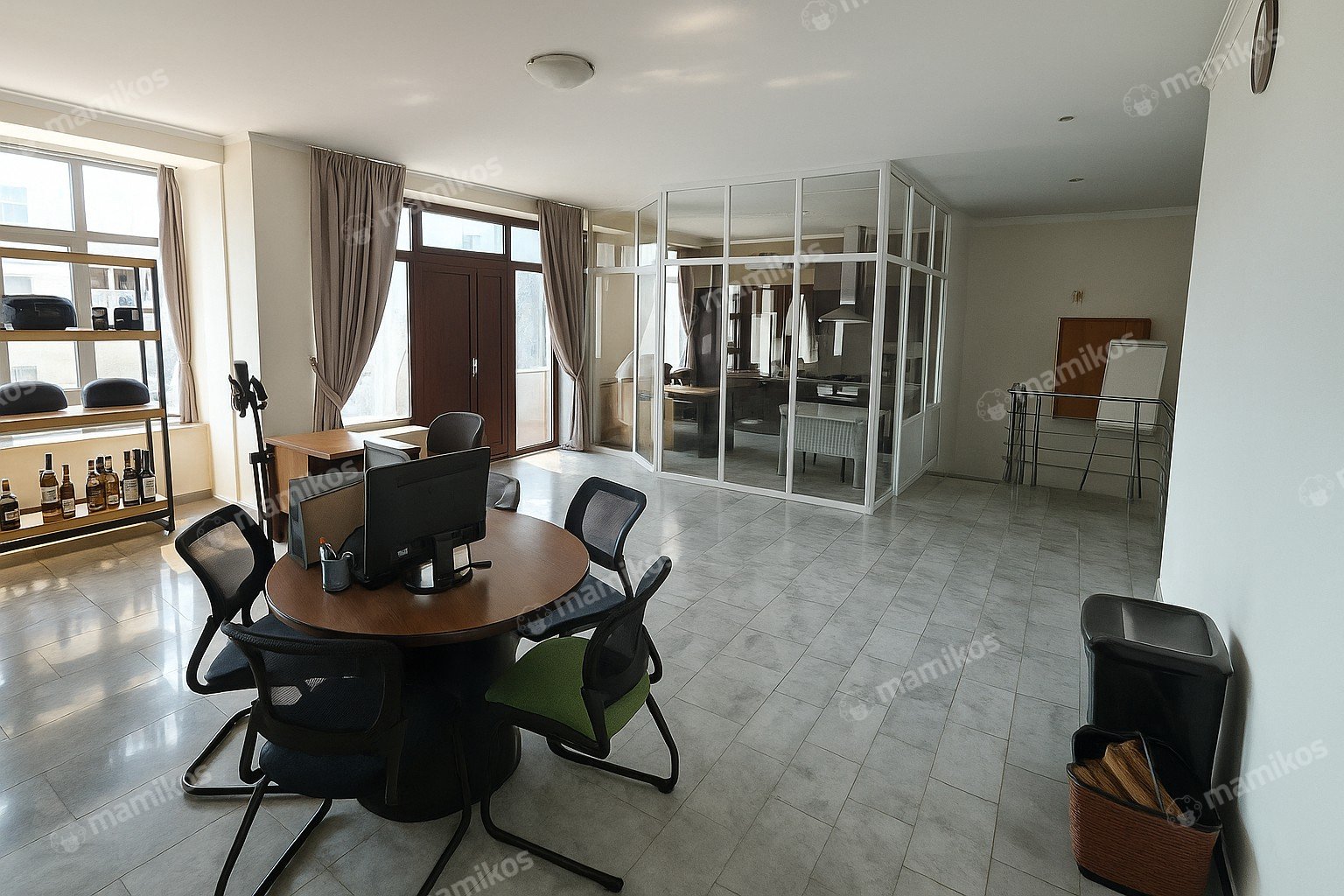 Rumah Sertifikat SHM 4 Kamar Tidur 4 Kamar Mandi Tanjung Duren Jakarta Barat - Photo 2