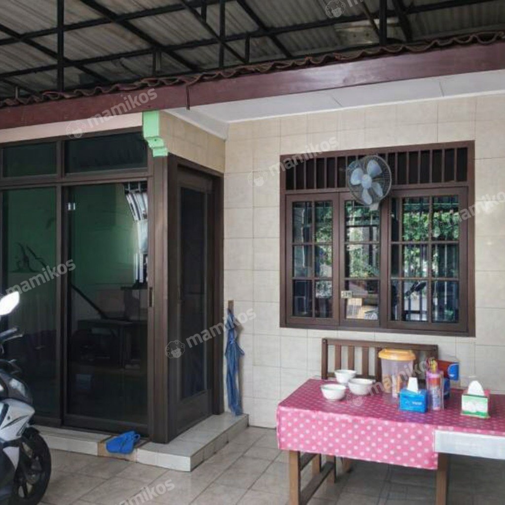 Rumah Sertifikat SHM 3 Kamar Tidur 2 Kamar Mandi Citra Garden Jakarta Barat - Photo 2