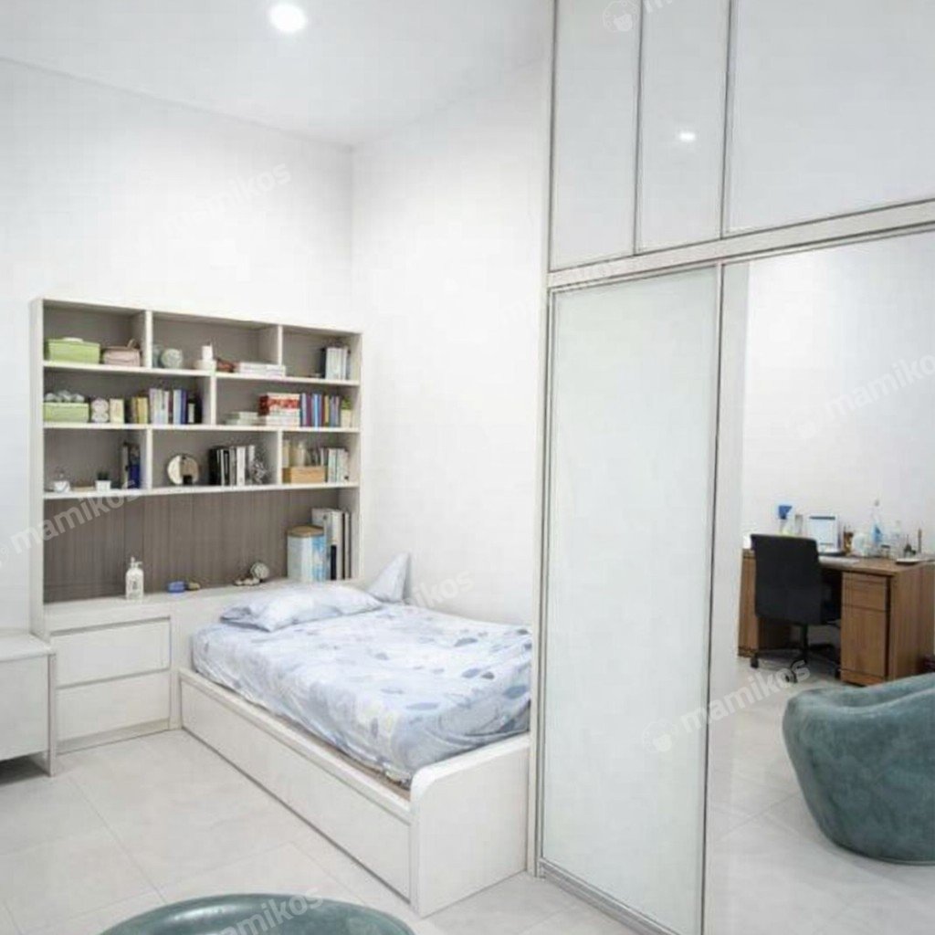 Rumah Sertifikat SHM 6 Kamar Tidur 4 Kamar Mandi Kelapa Gading Jakarta Utara - Photo 5