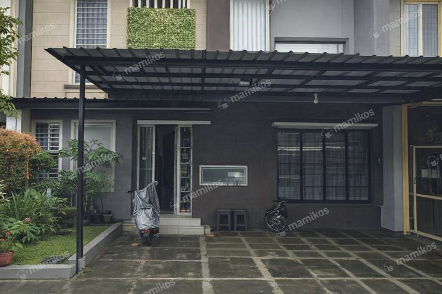 Rumah Sertifikat SHM 4 Kamar Tidur 4 Kamar Mandi Citra Grand Jakarta Timur