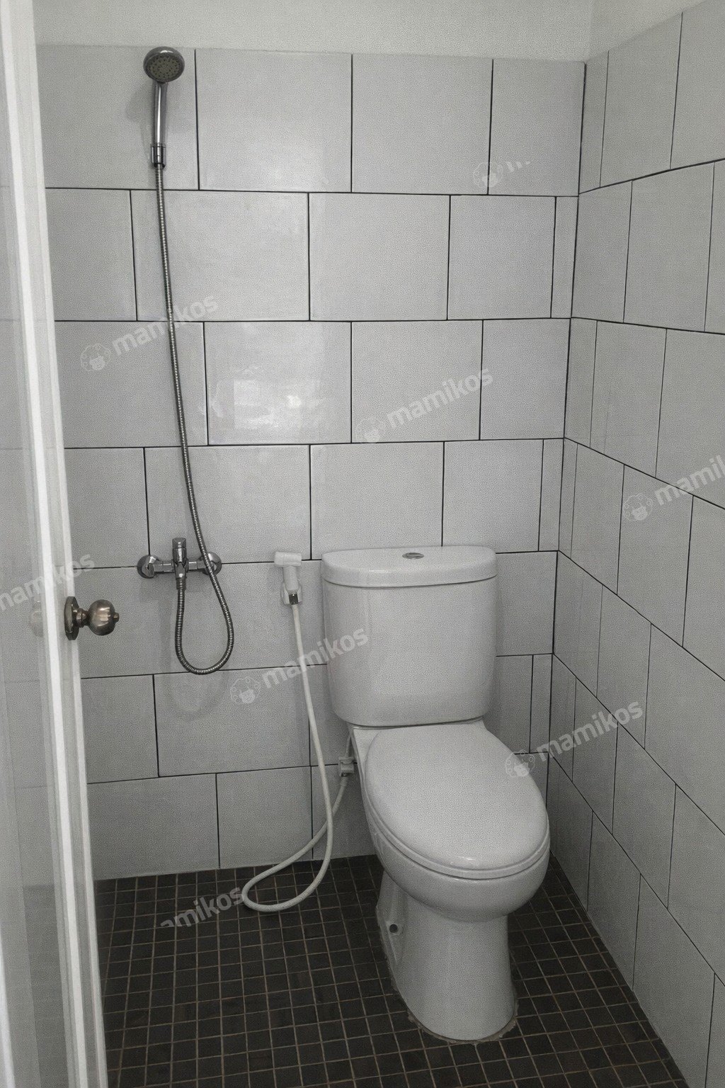 Rumah Sertifikat SHM 3 Kamar Tidur 2 Kamar Mandi Citra Grand Jakarta Timur - Photo 2