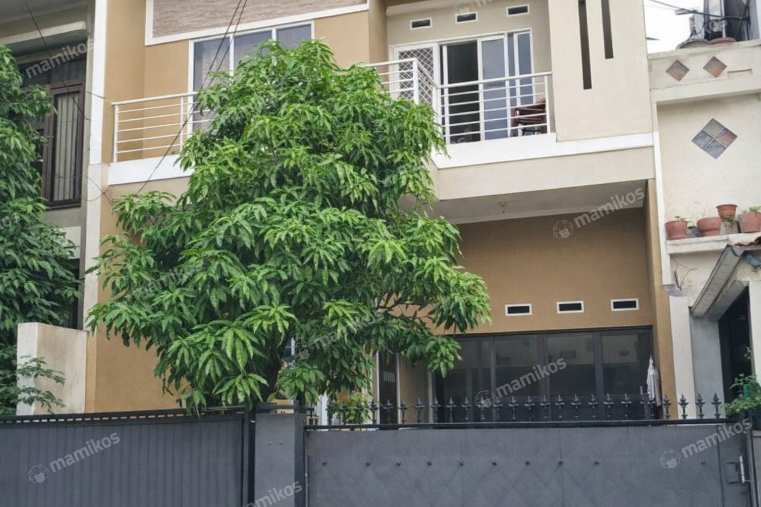 Rumah Sertifikat SHM 4 Kamar Tidur 4 Kamar Mandi Kelapa Gading Jakarta Utara