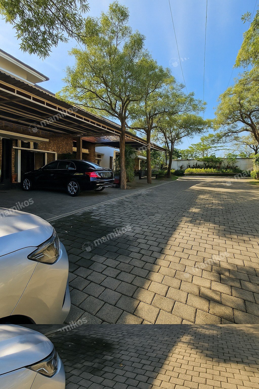 Rumah Sertifikat SHM 3 Kamar Tidur 2 Kamar Mandi Kebon Jeruk Jakarta Barat - Photo 2