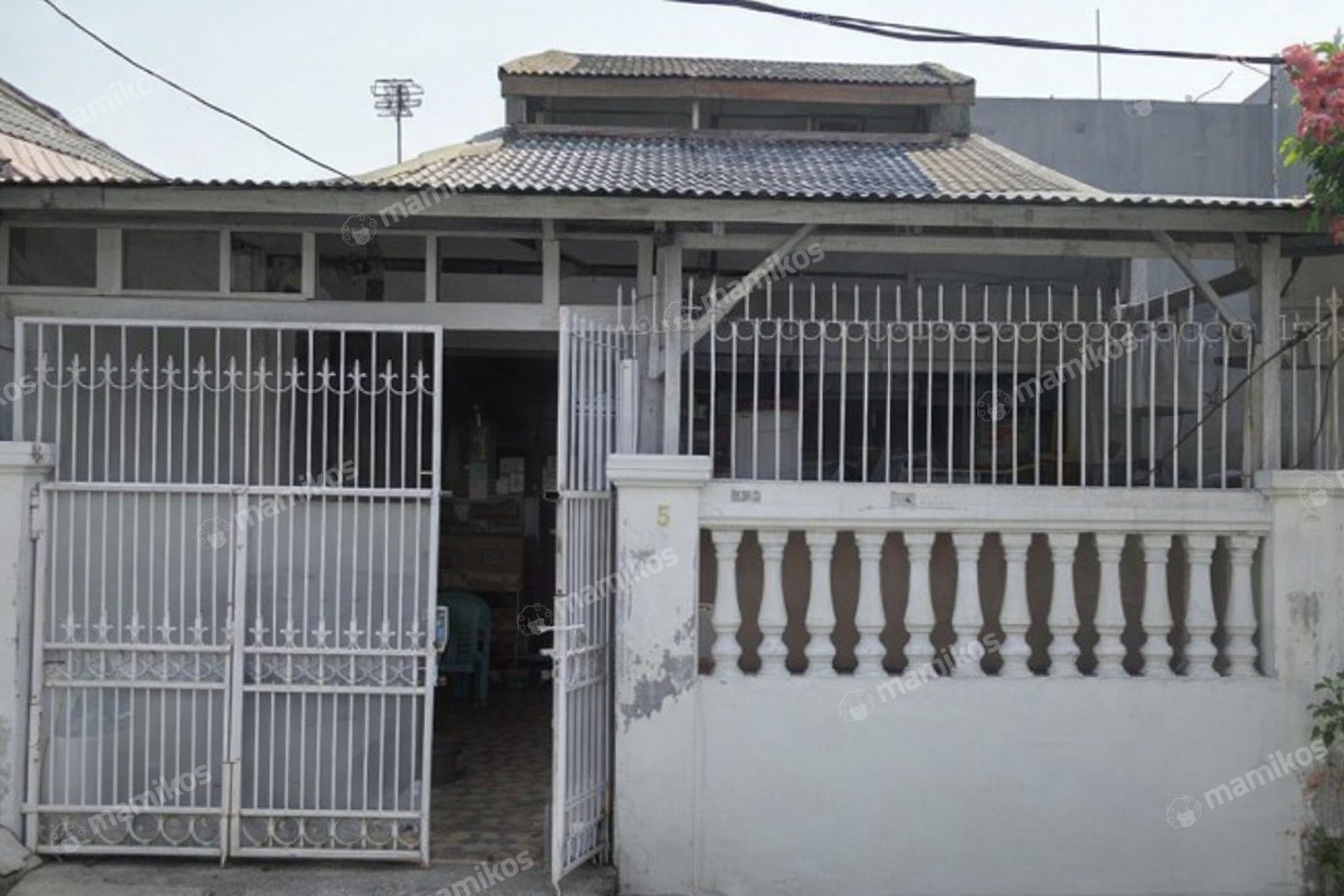 Rumah Sertifikat SHM 3 Kamar Tidur 2 Kamar Mandi Bojong Indah Jakarta Barat