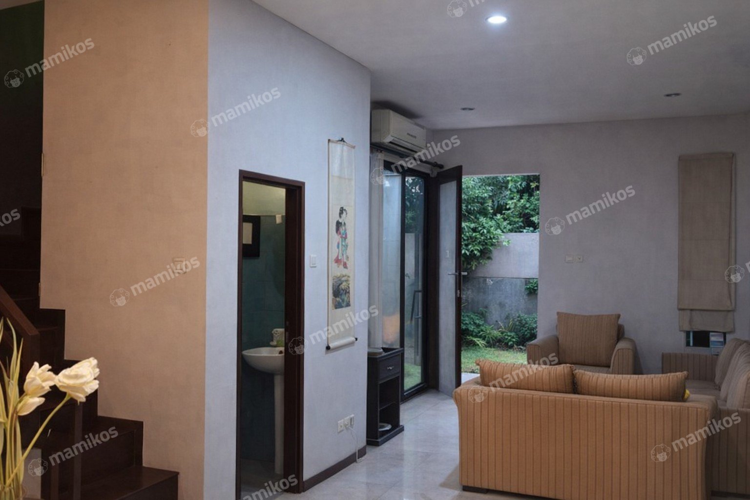 Rumah Joglo Jakarta Barat