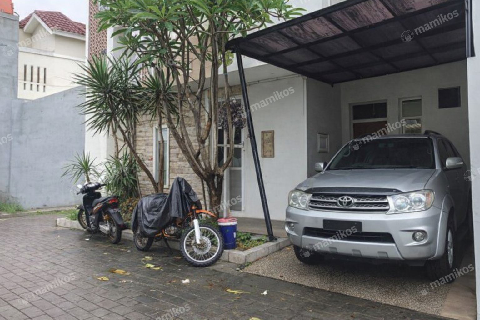 Rumah Sertifikat SHM 3 Kamar Tidur 2 Kamar Mandi Kalisari Jakarta Timur