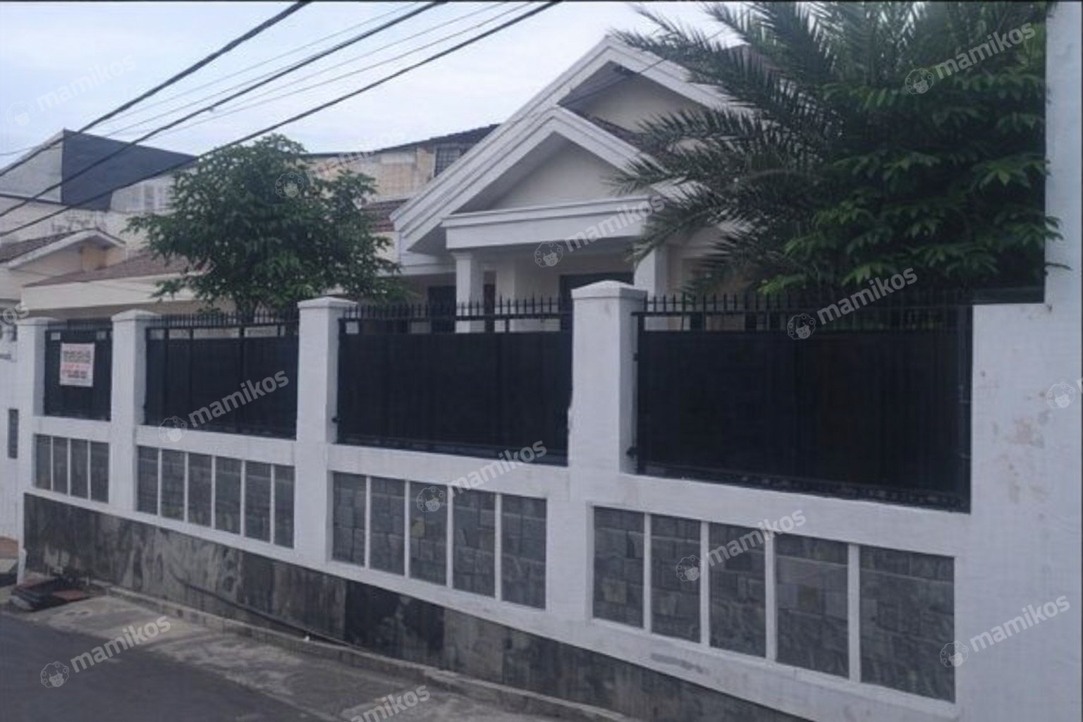 Rumah Sertifikat SHM 6 Kamar Tidur 3 Kamar Mandi Cijantung Jakarta Timur - Photo 3