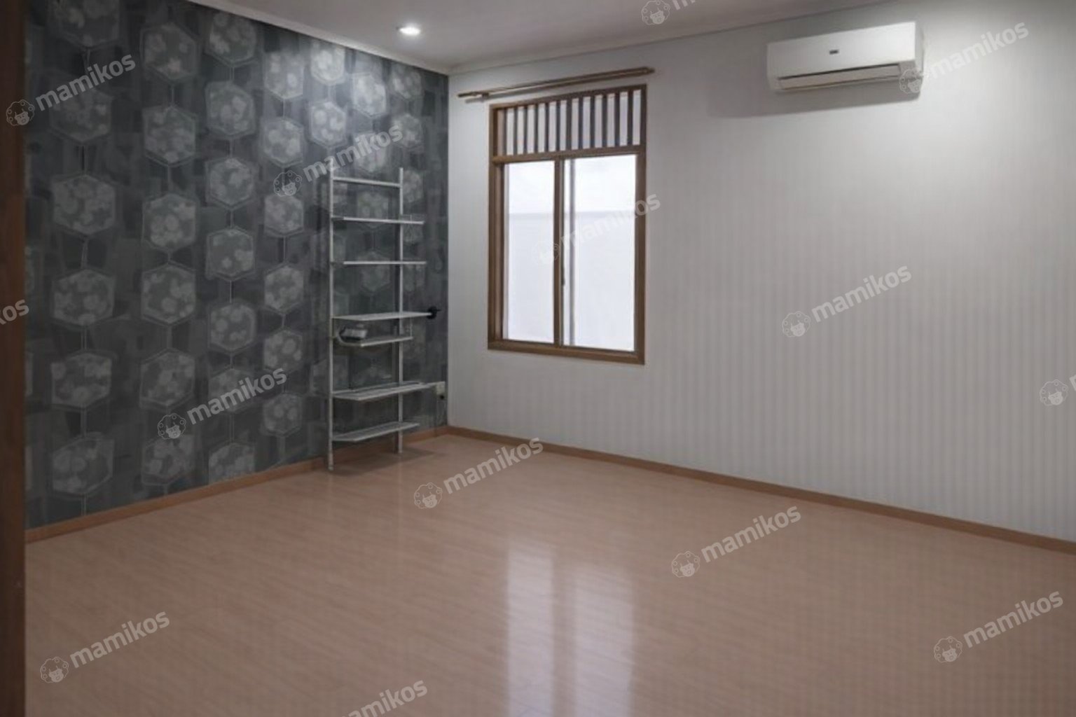 Rumah Sertifikat SHM 4 Kamar Tidur 3 Kamar Mandi Puri Indah Jakarta Barat - Photo 3