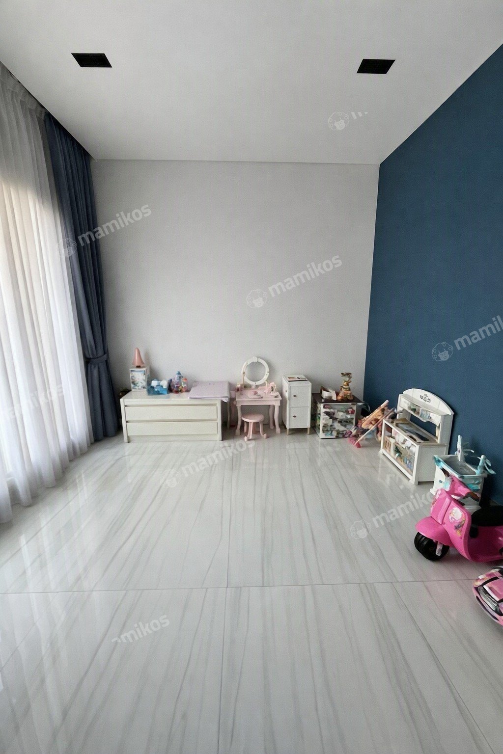 Rumah Sertifikat SHM 4 Kamar Tidur 4 Kamar Mandi Pantai Indah Kapuk Jakarta Utara - Photo 4