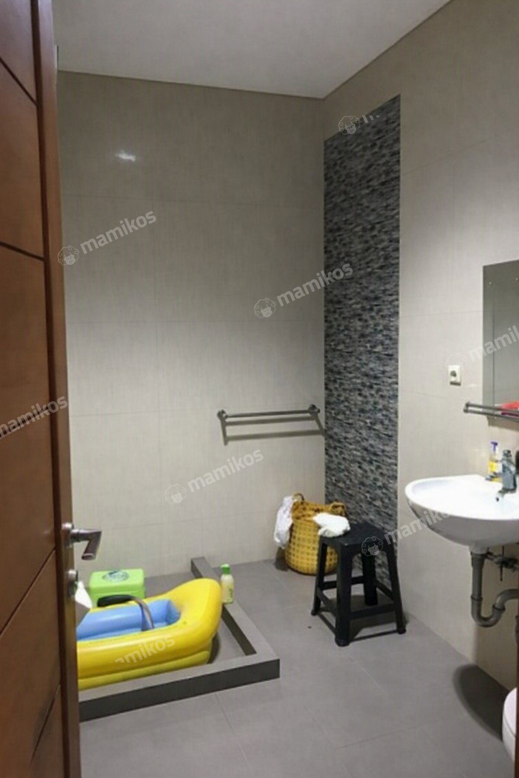 Rumah Sertifikat SHM 4 Kamar Tidur 3 Kamar Mandi Kelapa Gading Jakarta Utara - Photo 4