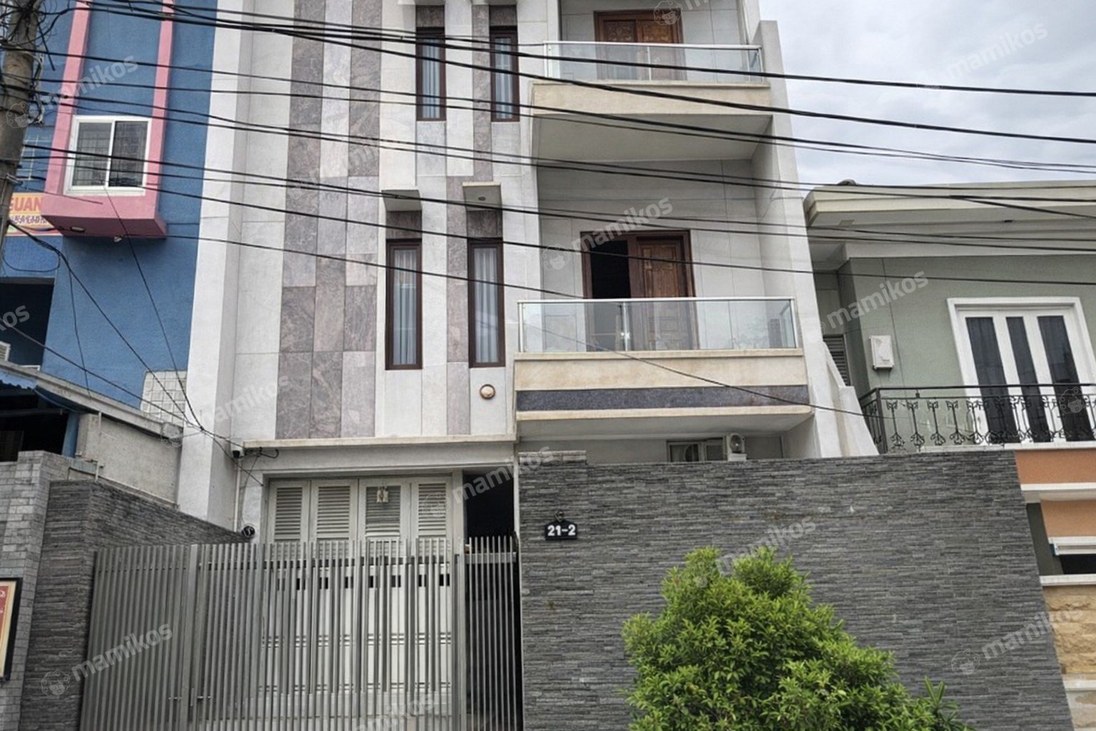 Rumah Sertifikat SHM 5 Kamar Tidur 3 Kamar Mandi Tubagus Angke Jakarta Barat