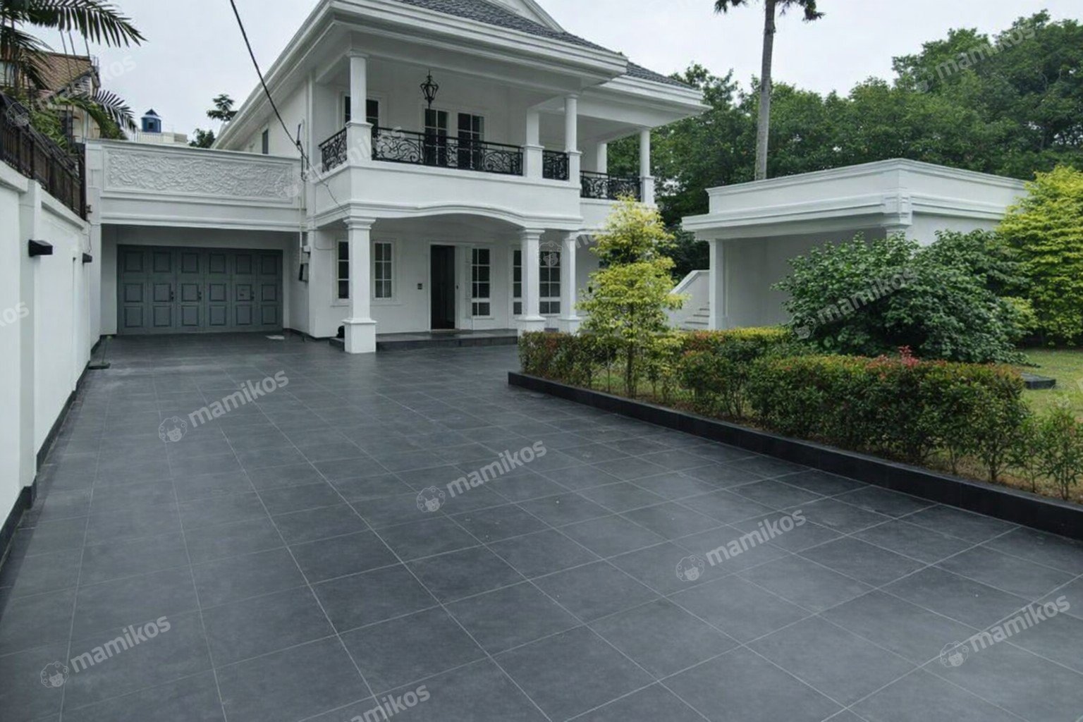 Rumah Sertifikat SHM 4 Kamar Tidur 4 Kamar Mandi Kemang Jakarta Selatan