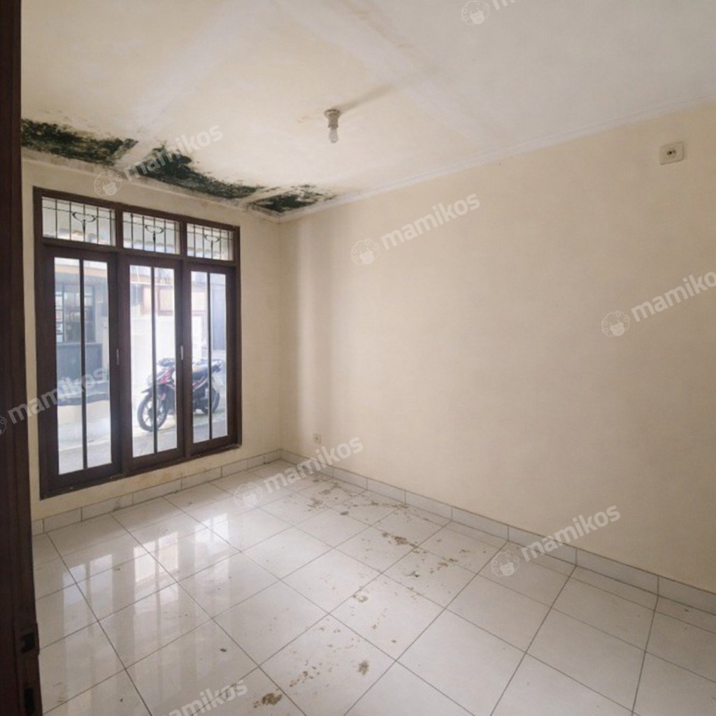 Rumah Sertifikat SHM 2 Kamar Tidur 1 Kamar Mandi Pondok Indah Jakarta Selatan - Photo 2