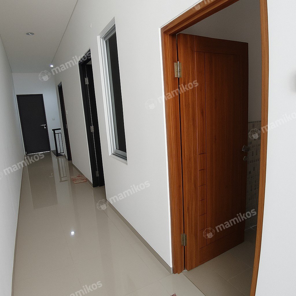 Rumah Sertifikat SHM 3 Kamar Tidur 3 Kamar Mandi Kebon Jeruk Jakarta Barat - Photo 3