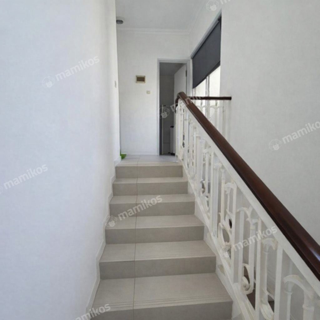 Rumah Sertifikat SHM 4 Kamar Tidur 4 Kamar Mandi Jakarta Garden City Jakarta Timur - Photo 2