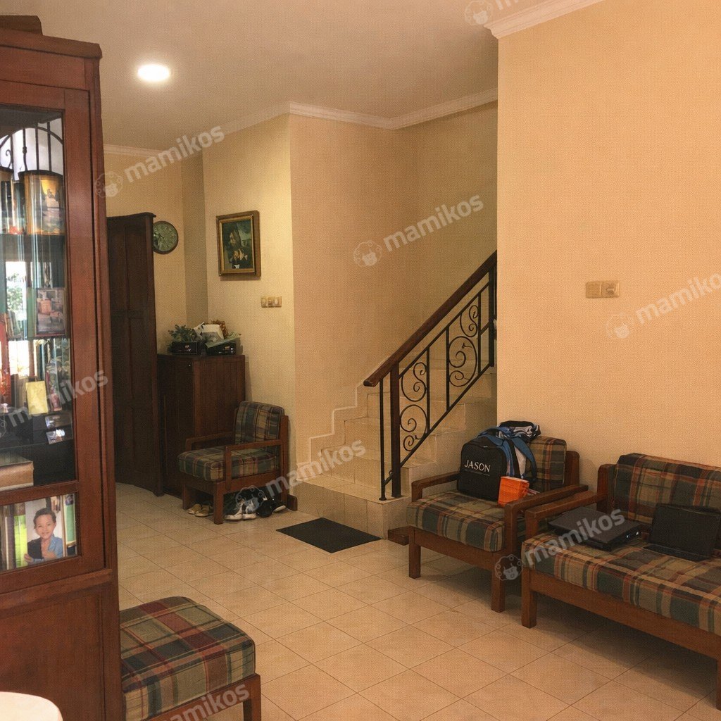 Rumah 3 Kamar Tidur 2 Kamar Mandi 2 Lantai Kayu Putih Jakarta Timur - Photo 2