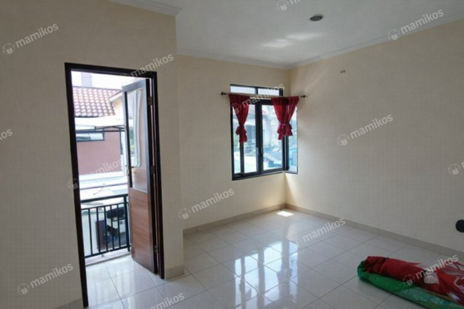 Rumah Sertifikat SHM 4 Kamar Tidur 3 Kamar Mandi Cirendeu Jakarta Selatan - Photo 4