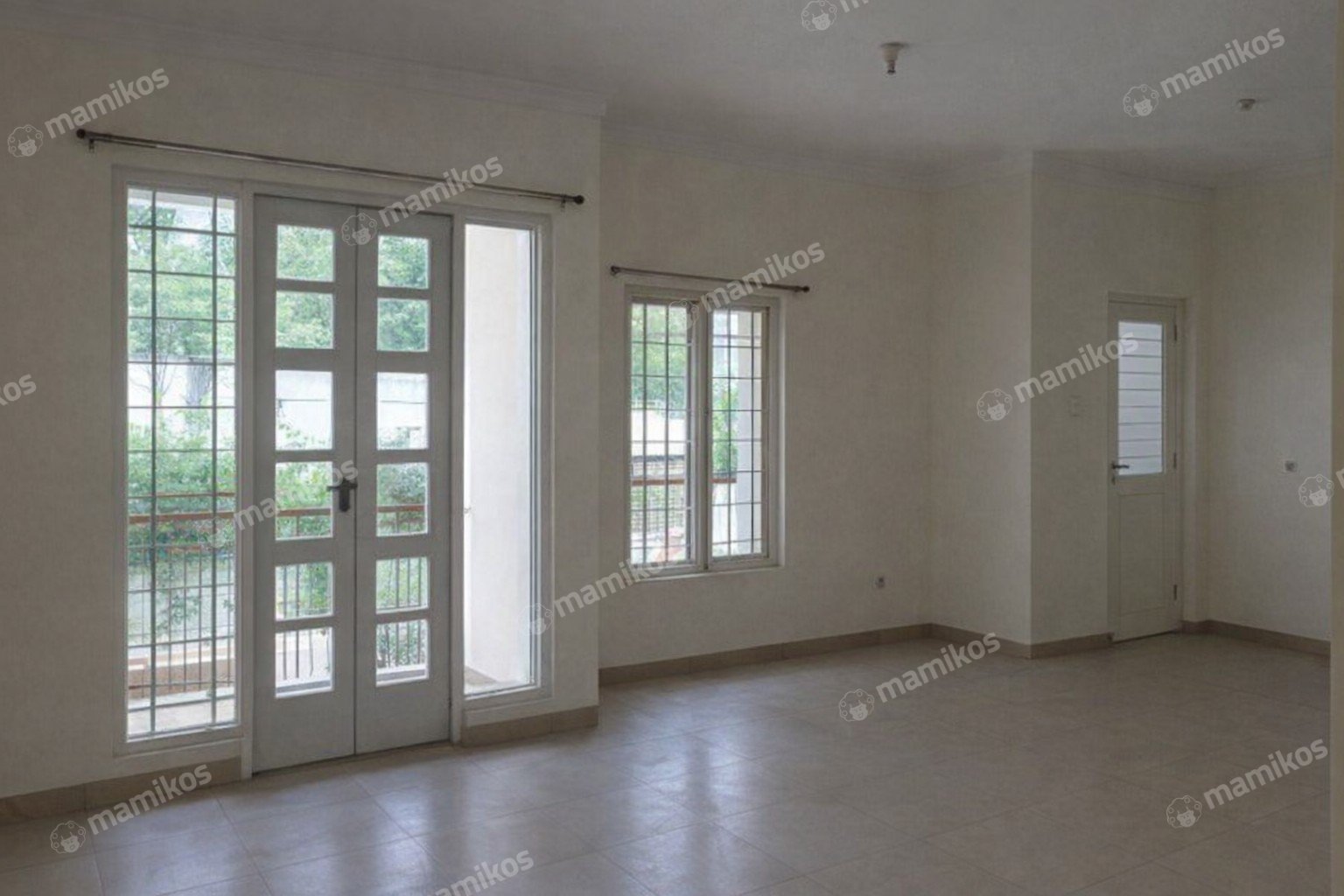 Rumah Sertifikat SHM 4 Kamar Tidur 4 Kamar Mandi Pantai Indah Kapuk Jakarta Utara - Photo 4