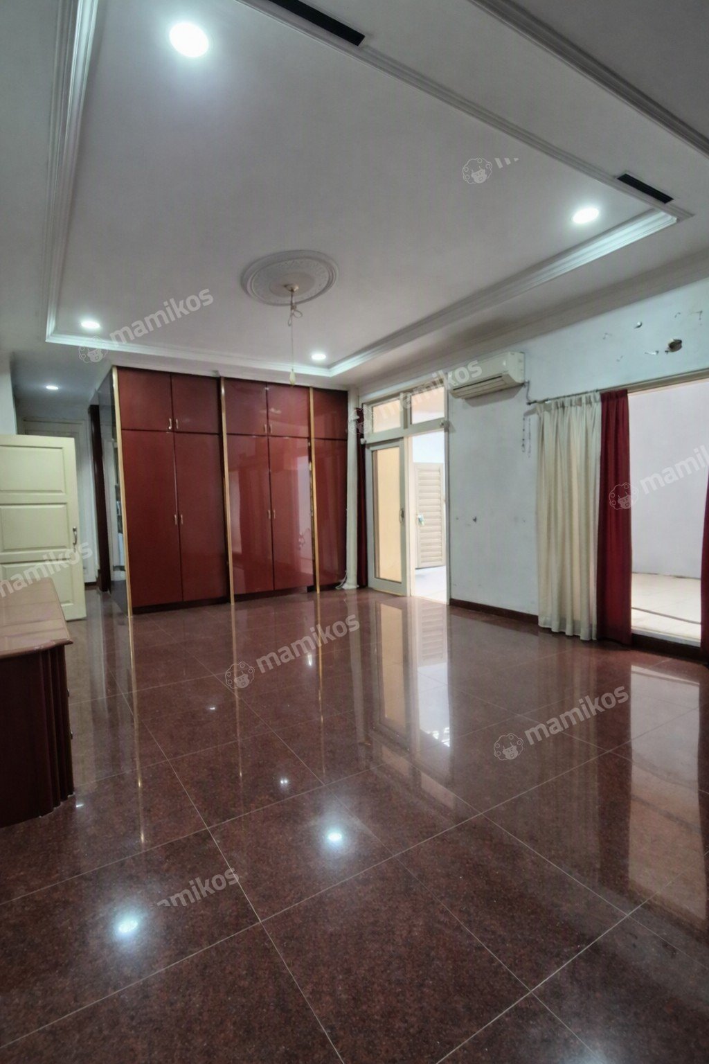 Rumah Sertifikat SHM 4 Kamar Tidur 3 Kamar Mandi Kelapa Gading Jakarta Utara - Photo 3