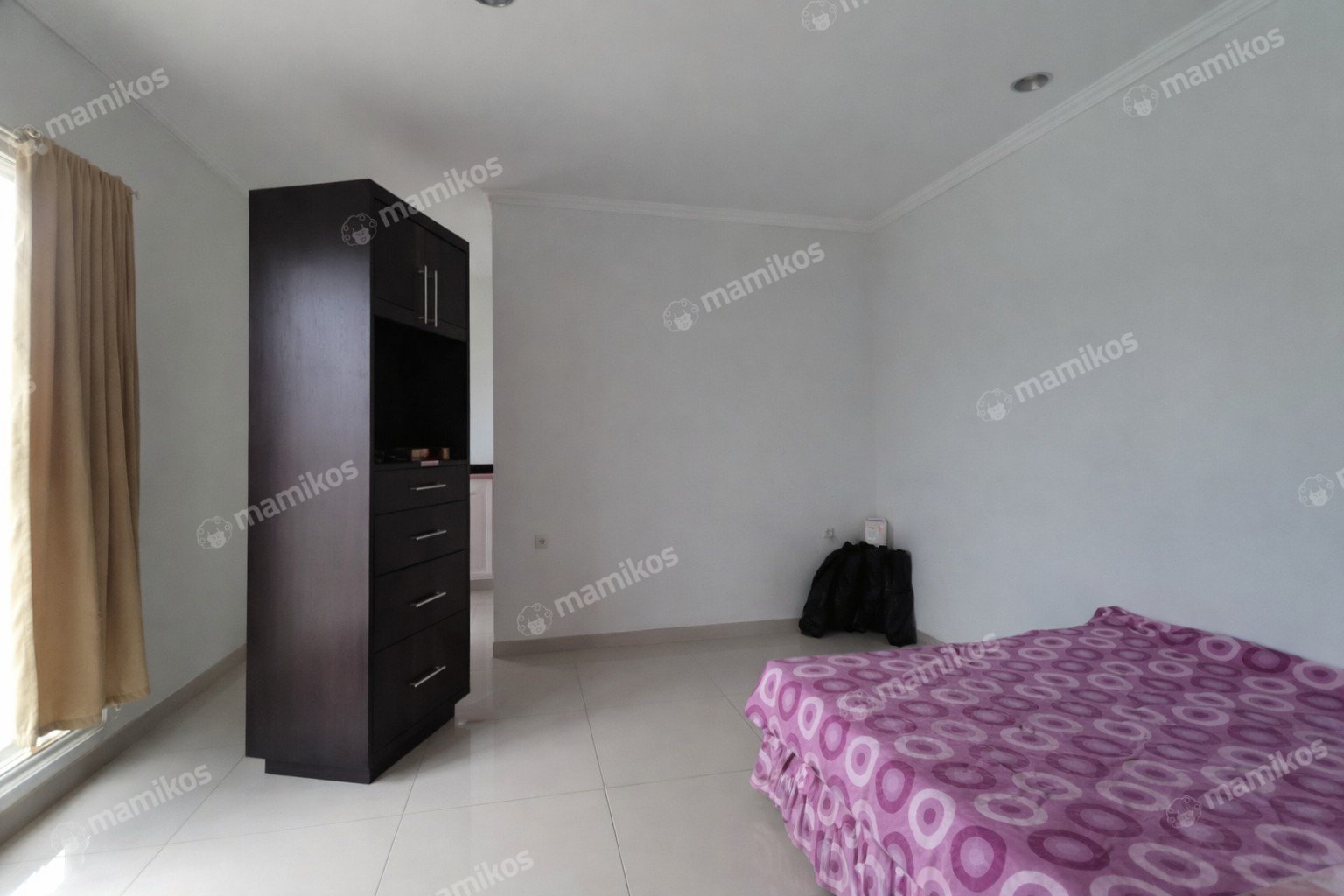 Rumah Sertifikat SHM 4 Kamar Tidur 3 Kamar Mandi Pantai Indah Kapuk Jakarta Utara - Photo 3