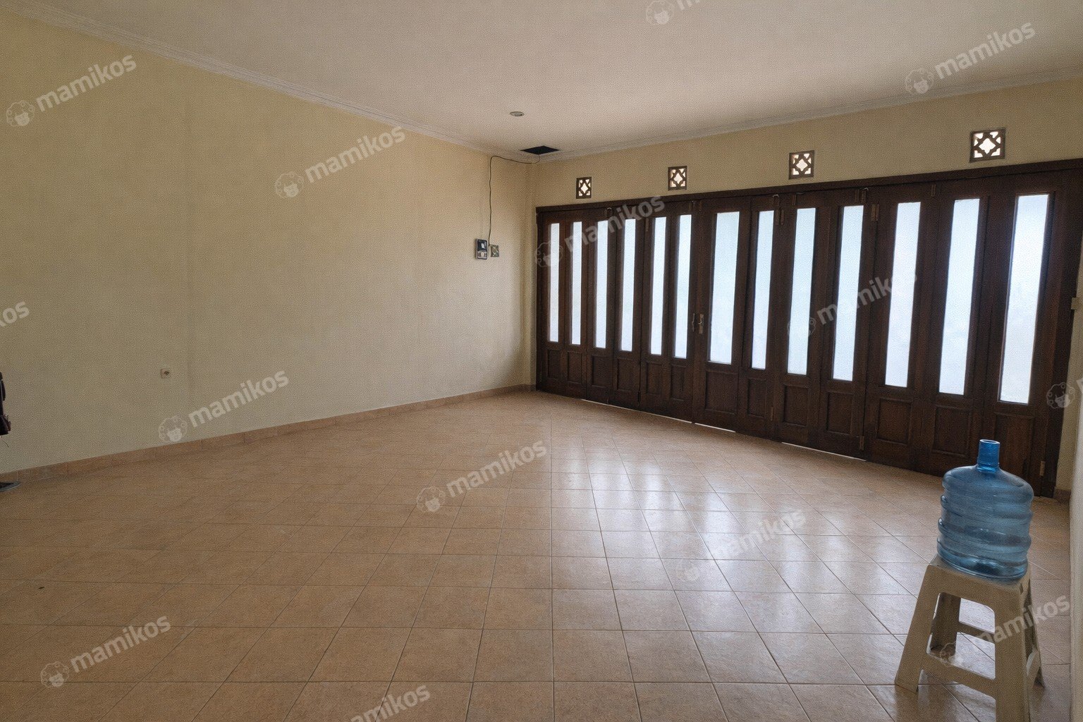 Rumah Sertifikat SHM 4 Kamar Tidur 5 Kamar Mandi Kebayoran Lama Jakarta Selatan - Photo 4