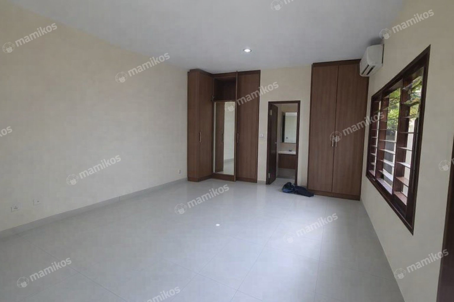 Rumah Sertifikat SHM 4 Kamar Tidur 5 Kamar Mandi Kebayoran Lama Jakarta Selatan - Photo 5