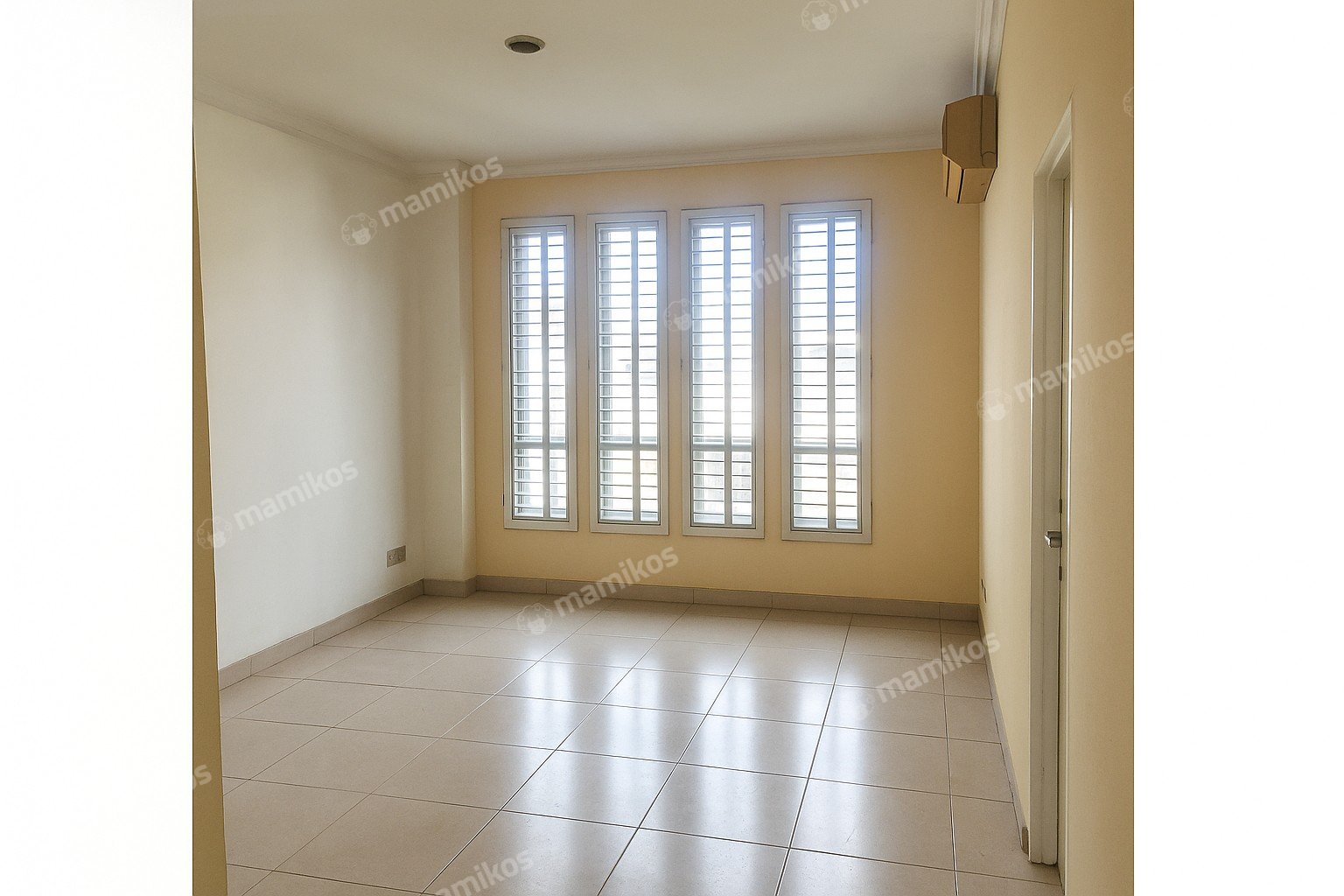 Rumah Sertifikat SHM 3 Kamar Tidur 3 Kamar Mandi Kota Wisata Jakarta Timur - Photo 2