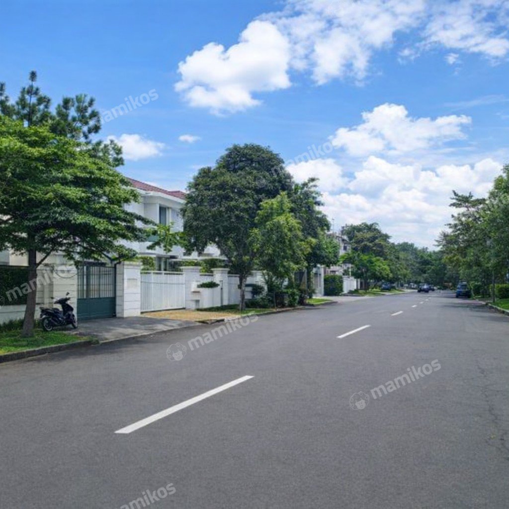 Rumah Sertifikat SHM 5 Kamar Tidur 4 Kamar Mandi Intercon Jakarta Barat - Photo 2