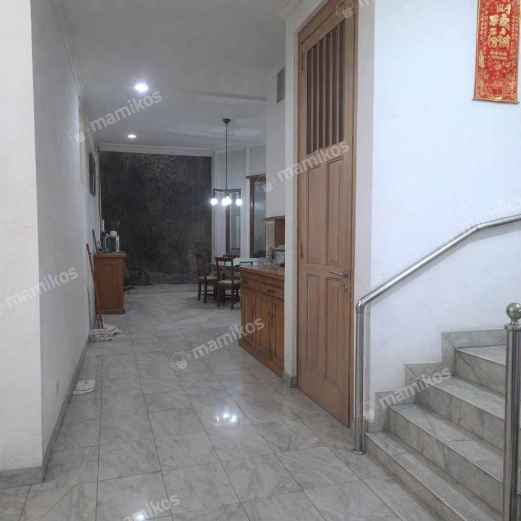 Rumah Sertifikat SHM 4 Kamar Tidur 3 Kamar Mandi Jelambar Jakarta Barat - Photo 2