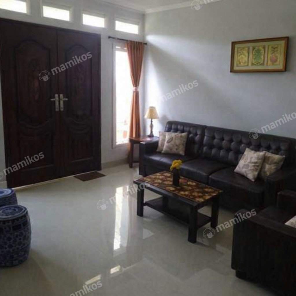 Rumah Sertifikat SHM 3 Kamar Tidur 3 Kamar Mandi Kebon Jeruk Jakarta Barat - Photo 2