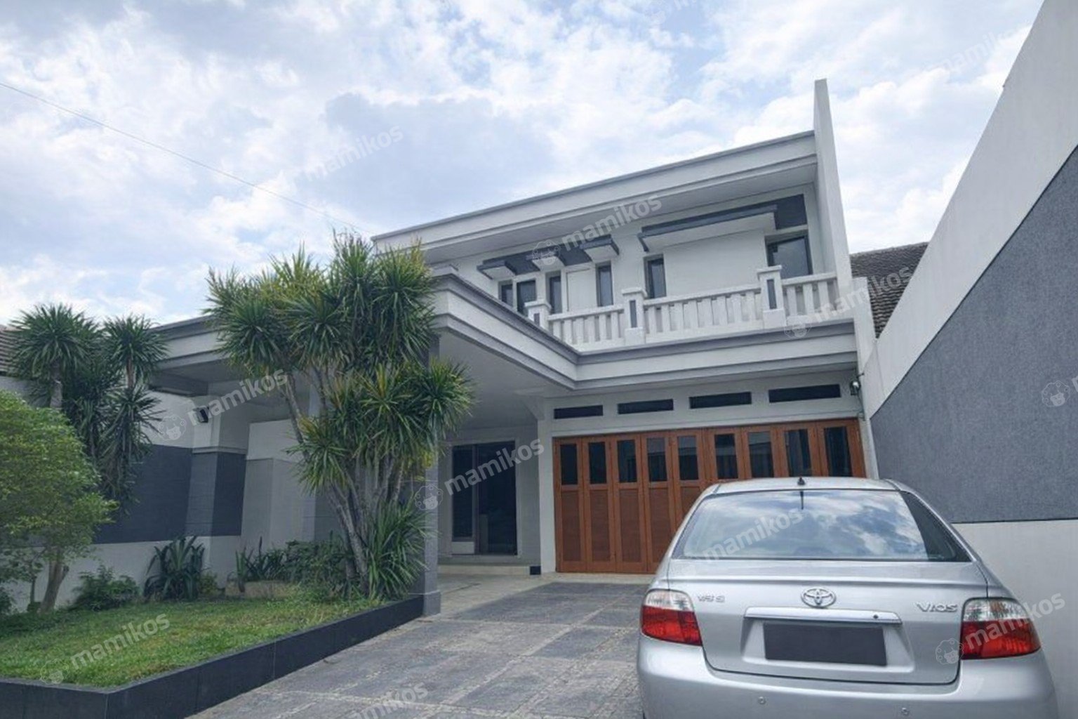 Rumah Sertifikat SHM 4 Kamar Tidur 4 Kamar Mandi Cipete Jakarta Selatan