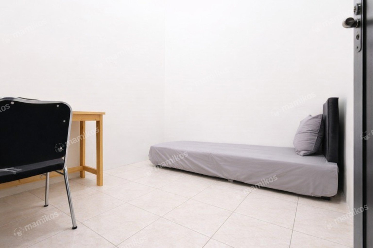 Rumah Sertifikat SHM 13 Kamar Tidur 8 Kamar Mandi Rawamangun Jakarta Timur - Photo 4