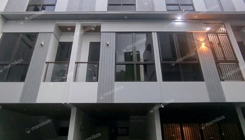 Rumah 2KT 2KM Salemba Jakarta Pusat